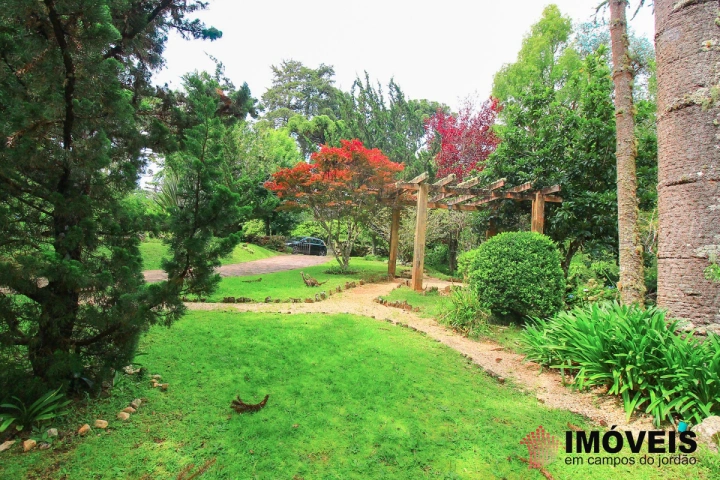 Casa Residencial para Venda - Campos do Jordão, Jardim Véu da Noiva - REF: 1976 Imagem da galeria de fotos: Casa Residencial para Venda - Campos do Jordão, Jardim Véu da Noiva - REF: 1976