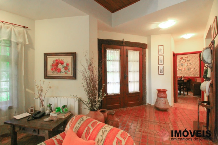 Casa Residencial para Venda - Campos do Jordão, Jardim Véu da Noiva - REF: 1976 Imagem da galeria de fotos: Casa Residencial para Venda - Campos do Jordão, Jardim Véu da Noiva - REF: 1976