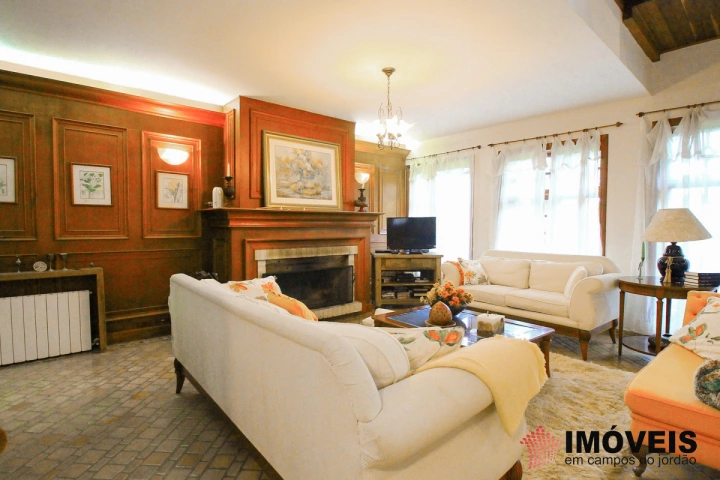 Casa Residencial para Venda - Campos do Jordão, Jardim Véu da Noiva - REF: 1976 Imagem da galeria de fotos: Casa Residencial para Venda - Campos do Jordão, Jardim Véu da Noiva - REF: 1976