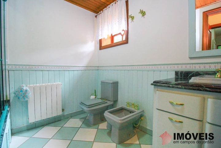 Casa Residencial para Venda - Campos do Jordão, Jardim Véu da Noiva - REF: 1976 Imagem da galeria de fotos: Casa Residencial para Venda - Campos do Jordão, Jardim Véu da Noiva - REF: 1976