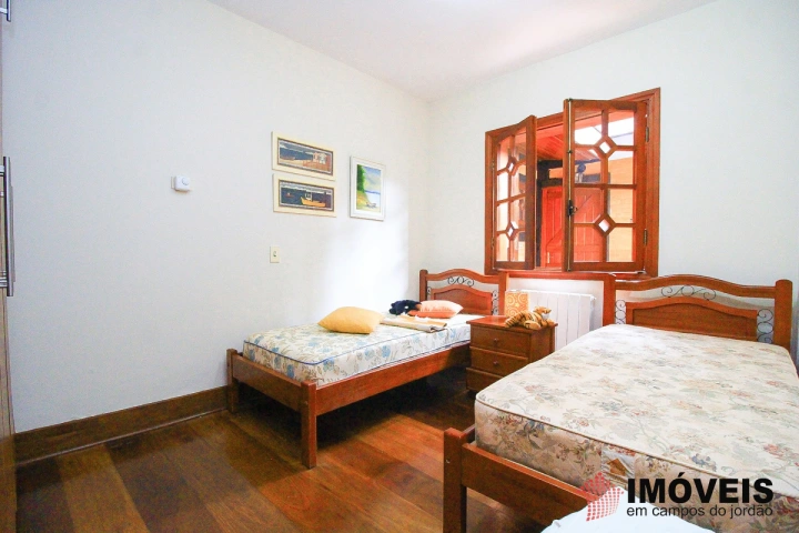 Casa Residencial para Venda - Campos do Jordão, Jardim Véu da Noiva - REF: 1976 Imagem da galeria de fotos: Casa Residencial para Venda - Campos do Jordão, Jardim Véu da Noiva - REF: 1976