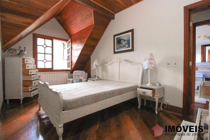 Casa Residencial para Venda - Campos do Jordão, Jardim Véu da Noiva - REF: 1976 Imagem da galeria de fotos: Casa Residencial para Venda - Campos do Jordão, Jardim Véu da Noiva - REF: 1976