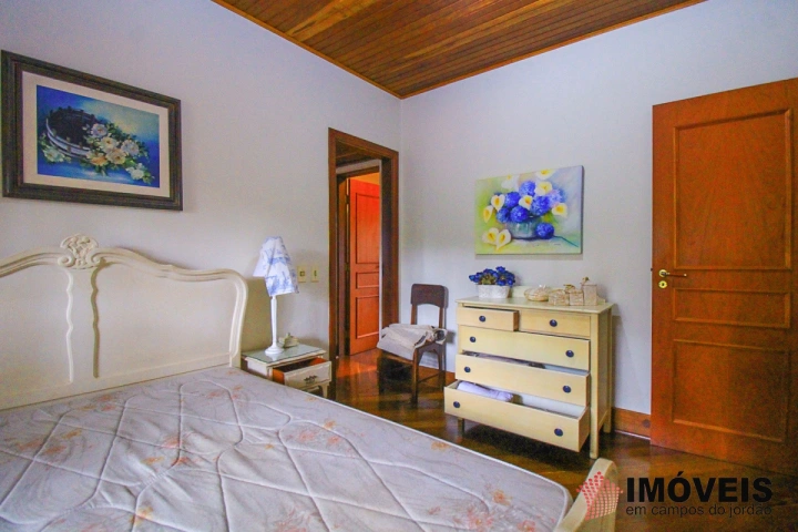 Casa Residencial para Venda - Campos do Jordão, Jardim Véu da Noiva - REF: 1976 Imagem da galeria de fotos: Casa Residencial para Venda - Campos do Jordão, Jardim Véu da Noiva - REF: 1976