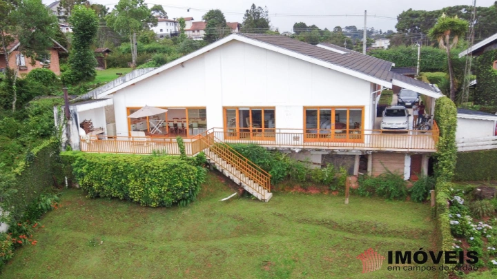 Casa Residencial para Venda - Campos do Jordão, Alto do Capivari - REF: 1972 Imagem da galeria de fotos: Casa Residencial para Venda - Campos do Jordão, Alto do Capivari - REF: 1972
