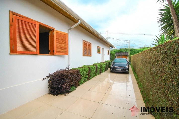 Casa Residencial para Venda - Campos do Jordão, Alto do Capivari - REF: 1972 Imagem da galeria de fotos: Casa Residencial para Venda - Campos do Jordão, Alto do Capivari - REF: 1972