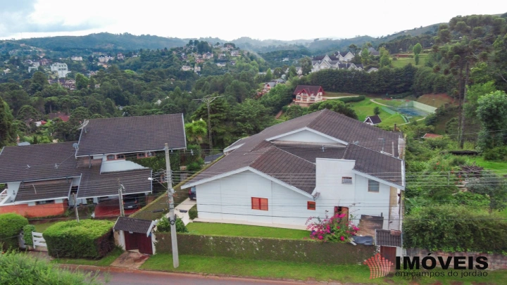 Casa Residencial para Venda - Campos do Jordão, Alto do Capivari - REF: 1972 Imagem da galeria de fotos: Casa Residencial para Venda - Campos do Jordão, Alto do Capivari - REF: 1972