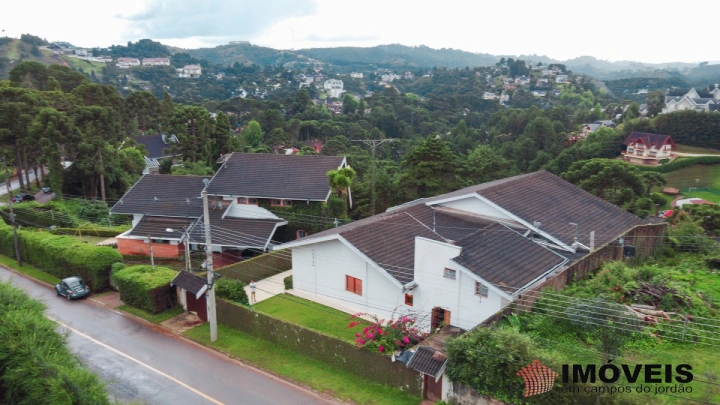Casa Residencial para Venda - Campos do Jordão, Alto do Capivari - REF: 1972 Imagem da galeria de fotos: Casa Residencial para Venda - Campos do Jordão, Alto do Capivari - REF: 1972