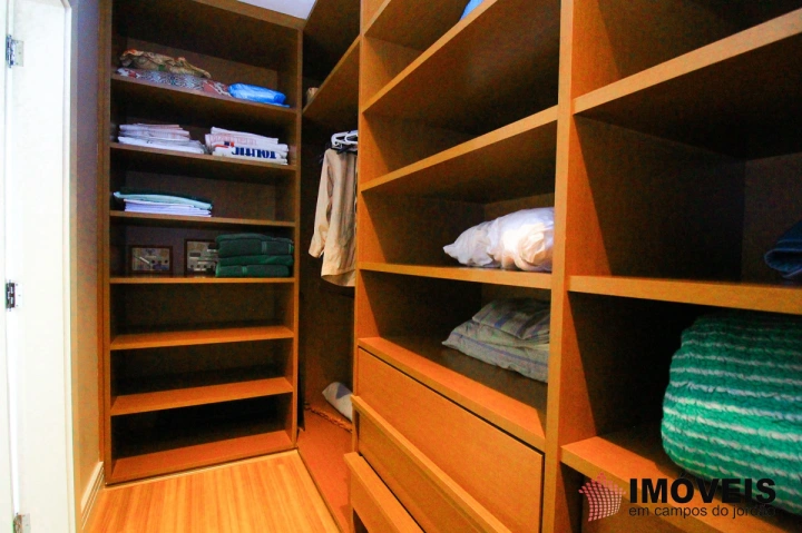 Casa Residencial para Venda - Campos do Jordão, Alto do Capivari - REF: 1972 Imagem da galeria de fotos: Casa Residencial para Venda - Campos do Jordão, Alto do Capivari - REF: 1972