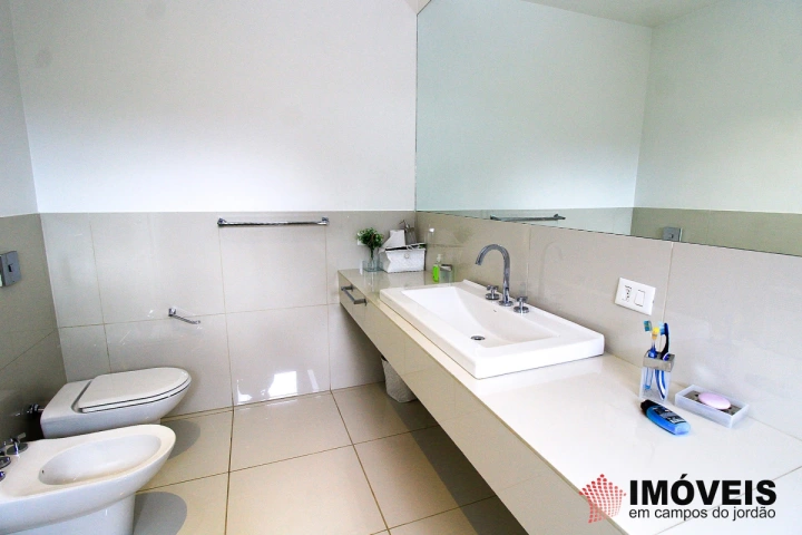 Casa Residencial para Venda - Campos do Jordão, Alto do Capivari - REF: 1972 Imagem da galeria de fotos: Casa Residencial para Venda - Campos do Jordão, Alto do Capivari - REF: 1972