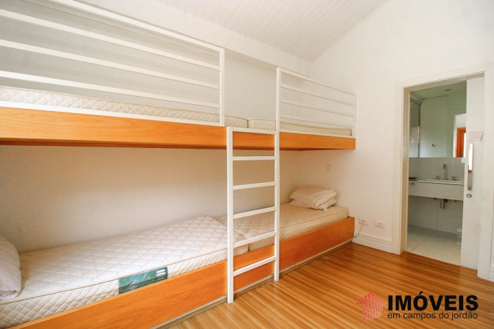 Casa Residencial para Venda - Campos do Jordão, Alto do Capivari - REF: 1972 Imagem da galeria de fotos: Casa Residencial para Venda - Campos do Jordão, Alto do Capivari - REF: 1972