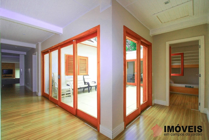 Casa Residencial para Venda - Campos do Jordão, Alto do Capivari - REF: 1972 Imagem da galeria de fotos: Casa Residencial para Venda - Campos do Jordão, Alto do Capivari - REF: 1972