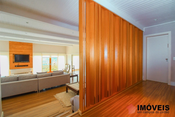 Casa Residencial para Venda - Campos do Jordão, Alto do Capivari - REF: 1972 Imagem da galeria de fotos: Casa Residencial para Venda - Campos do Jordão, Alto do Capivari - REF: 1972