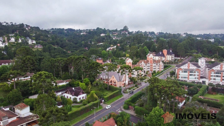 Casa Residencial para Venda - Campos do Jordão, Alto do Capivari - REF: 1969 Imagem da galeria de fotos: Casa Residencial para Venda - Campos do Jordão, Alto do Capivari - REF: 1969