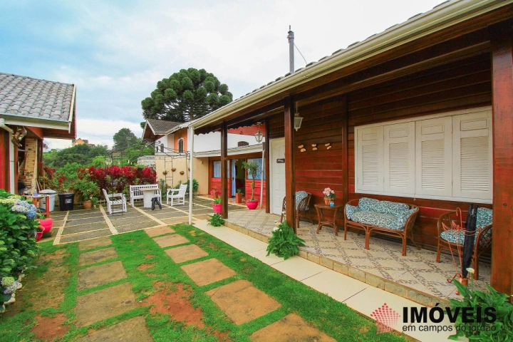 Casa Residencial para Venda - Campos do Jordão, Alto da Vila Inglesa - REF: 1954 Imagem da galeria de fotos: Casa Residencial para Venda - Campos do Jordão, Alto da Vila Inglesa - REF: 1954