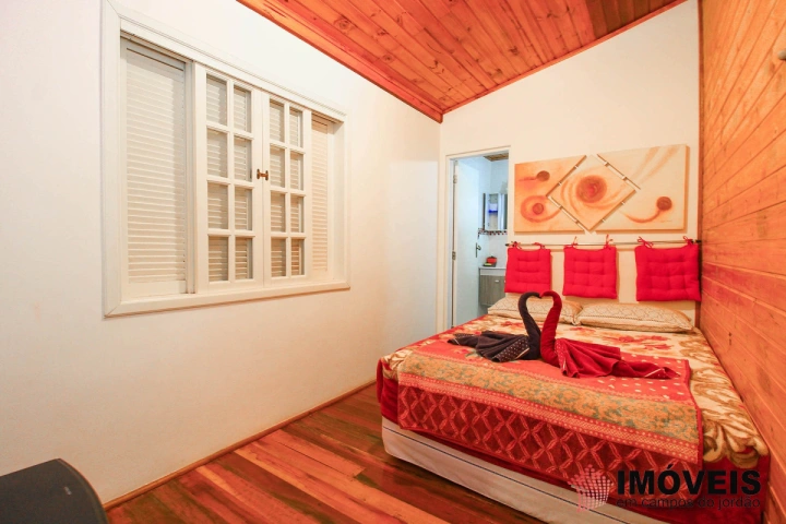 Casa Residencial para Venda - Campos do Jordão, Alto da Vila Inglesa - REF: 1954 Imagem da galeria de fotos: Casa Residencial para Venda - Campos do Jordão, Alto da Vila Inglesa - REF: 1954