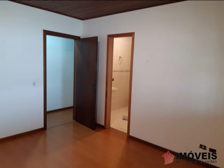 Casa Residencial para Venda - Campos do Jordão, Alto da Boa Vista - REF: 1930 Imagem da galeria de fotos: Casa Residencial para Venda - Campos do Jordão, Alto da Boa Vista - REF: 1930