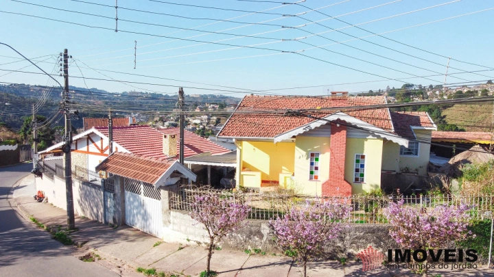 Casa Residencial para Venda - Campos do Jordão, Vila Suiça - REF: 1912 Imagem da galeria de fotos: Casa Residencial para Venda - Campos do Jordão, Vila Suiça - REF: 1912