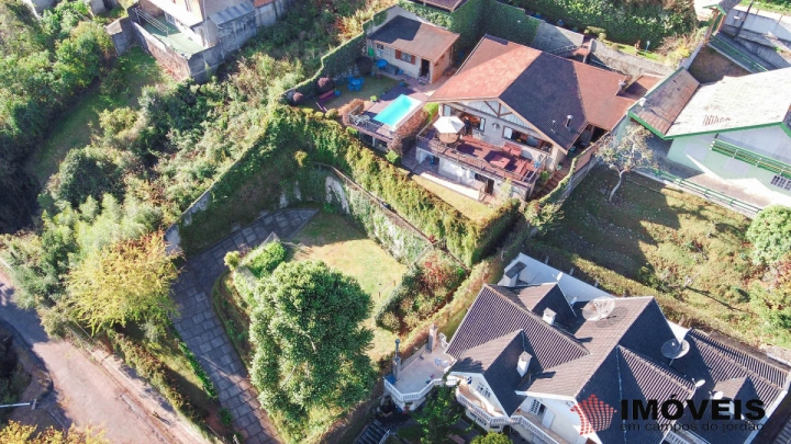 Casa Residencial para Venda - Campos do Jordão, Vila Telma - REF: 1896 Imagem da galeria de fotos: Casa Residencial para Venda - Campos do Jordão, Vila Telma - REF: 1896