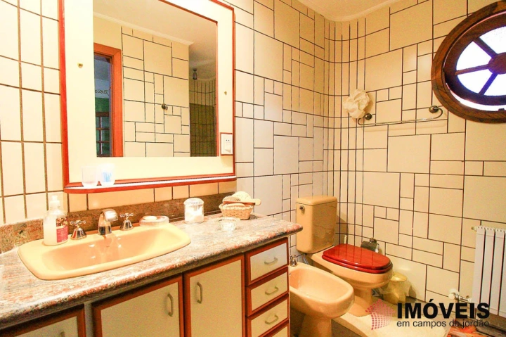 Apartamento Residencial para Venda - Campos do Jordão, Vila Capivari - REF: 1874 Imagem da galeria de fotos: Apartamento Residencial para Venda - Campos do Jordão, Vila Capivari - REF: 1874