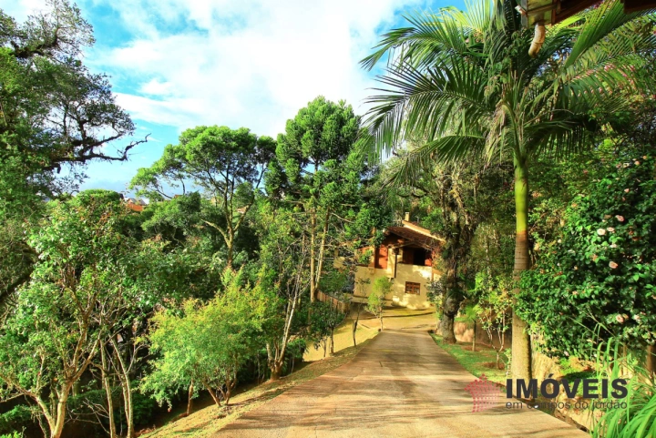 Casa Residencial para Venda - Campos do Jordão, Alto da Vila Inglesa - REF: 1818 Imagem da galeria de fotos: Casa Residencial para Venda - Campos do Jordão, Alto da Vila Inglesa - REF: 1818