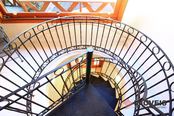 Casa Residencial para Venda - Campos do Jordão, Jardim Véu da Noiva - REF: 1800 Imagem da galeria de fotos: Casa Residencial para Venda - Campos do Jordão, Jardim Véu da Noiva - REF: 1800