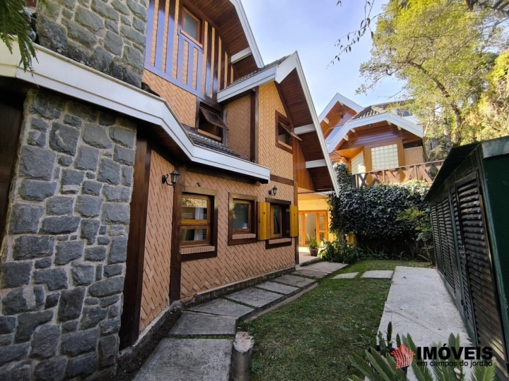 Casa Residencial para Venda - Campos do Jordão, Jardim Véu da Noiva - REF: 1800 Imagem da galeria de fotos: Casa Residencial para Venda - Campos do Jordão, Jardim Véu da Noiva - REF: 1800