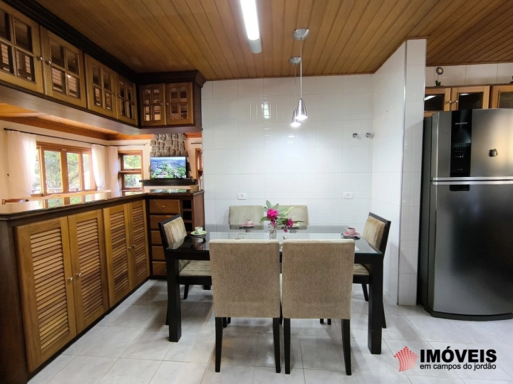 Casa Residencial para Venda - Campos do Jordão, Jardim Véu da Noiva - REF: 1800 Imagem da galeria de fotos: Casa Residencial para Venda - Campos do Jordão, Jardim Véu da Noiva - REF: 1800