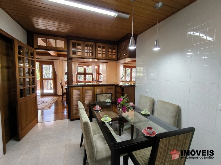 Casa Residencial para Venda - Campos do Jordão, Jardim Véu da Noiva - REF: 1800 Imagem da galeria de fotos: Casa Residencial para Venda - Campos do Jordão, Jardim Véu da Noiva - REF: 1800