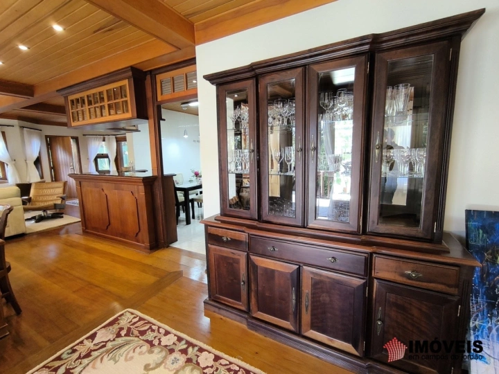 Casa Residencial para Venda - Campos do Jordão, Jardim Véu da Noiva - REF: 1800 Imagem da galeria de fotos: Casa Residencial para Venda - Campos do Jordão, Jardim Véu da Noiva - REF: 1800