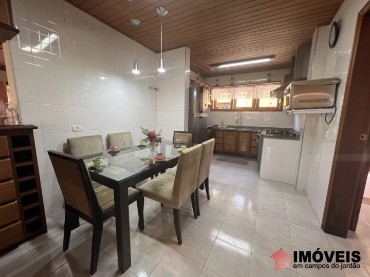 Casa Residencial para Venda - Campos do Jordão, Jardim Véu da Noiva - REF: 1800 Imagem da galeria de fotos: Casa Residencial para Venda - Campos do Jordão, Jardim Véu da Noiva - REF: 1800