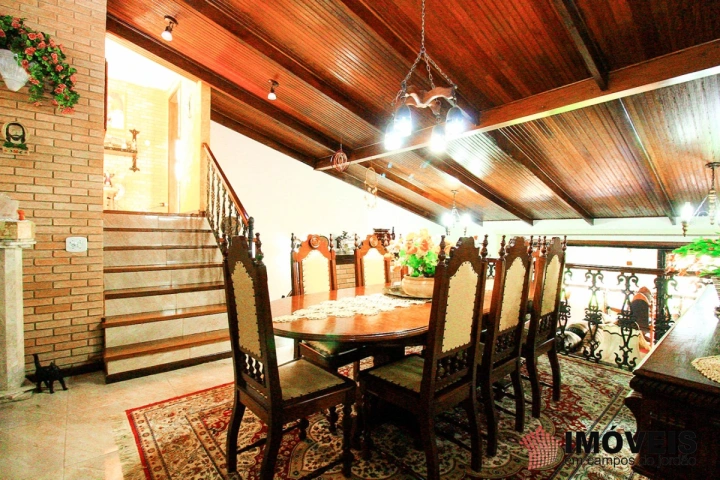 Casa Residencial para Venda - Campos do Jordão, Alto do Capivari - REF: 1647 Imagem da galeria de fotos: Casa Residencial para Venda - Campos do Jordão, Alto do Capivari - REF: 1647