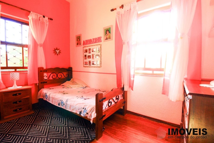 Casa Residencial para Venda - Campos do Jordão, Alto do Capivari - REF: 1647 Imagem da galeria de fotos: Casa Residencial para Venda - Campos do Jordão, Alto do Capivari - REF: 1647