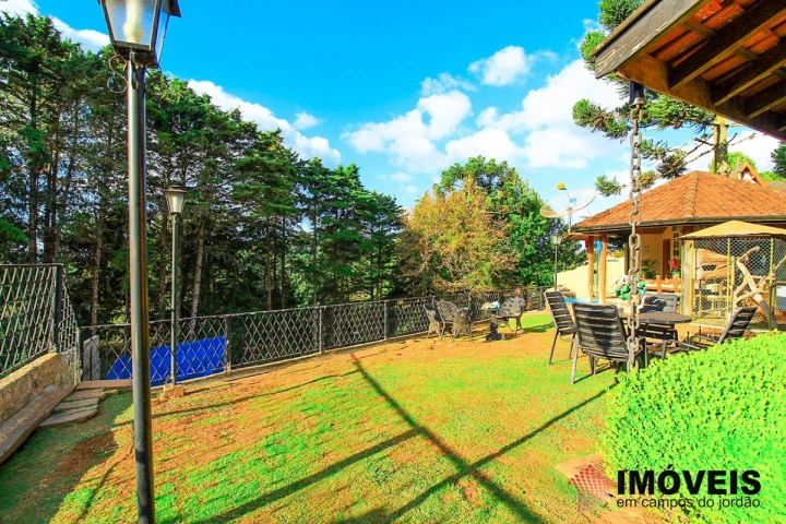 Casa Residencial para Venda - Campos do Jordão, Alto do Capivari - REF: 1647 Imagem da galeria de fotos: Casa Residencial para Venda - Campos do Jordão, Alto do Capivari - REF: 1647