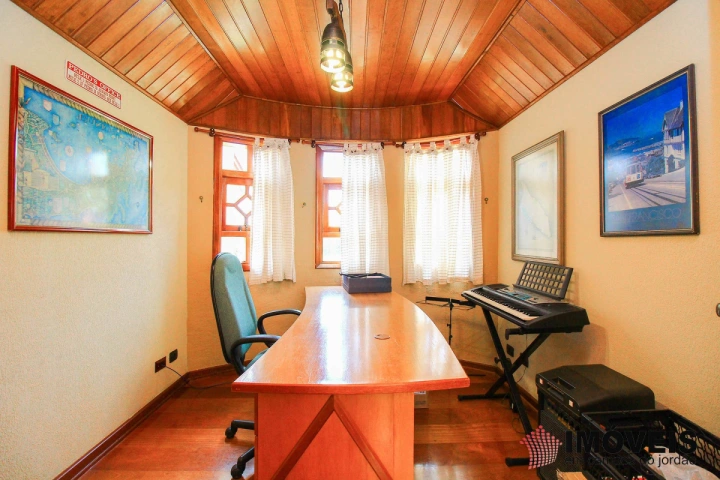 Casa Residencial para Venda - Campos do Jordão, Nova Capivari - REF: 155 Imagem da galeria de fotos: Casa Residencial para Venda - Campos do Jordão, Nova Capivari - REF: 155