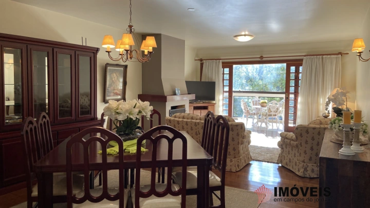 Apartamento Residencial para Venda - Campos do Jordão, Vila Capivari - REF: 2259 Imagem da galeria de fotos: Apartamento Residencial para Venda - Campos do Jordão, Vila Capivari - REF: 2259