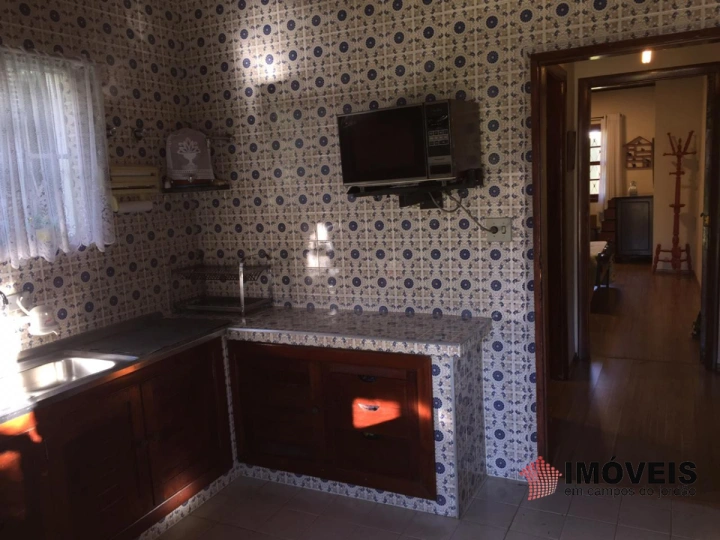 Casa Comercial Residencial para Venda - Campos do Jordão, Vila Cristina - REF: 2263 Imagem da galeria de fotos: Casa Comercial Residencial para Venda - Campos do Jordão, Vila Cristina - REF: 2263