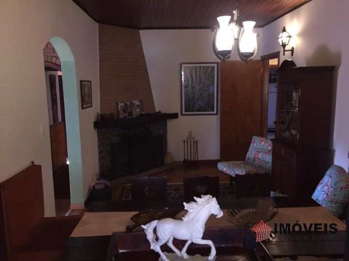 Casa Comercial Residencial para Venda - Campos do Jordão, Vila Cristina - REF: 2263 Imagem da galeria de fotos: Casa Comercial Residencial para Venda - Campos do Jordão, Vila Cristina - REF: 2263