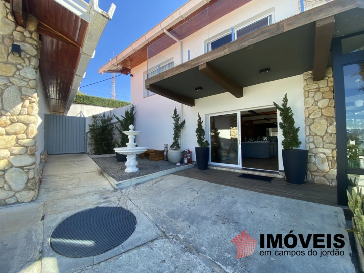 Casa Comercial Residencial para Venda - Campos do Jordão, Morro do Elefante - REF: CA0373 Imagem da galeria de fotos: Casa Comercial Residencial para Venda - Campos do Jordão, Morro do Elefante - REF: CA0373