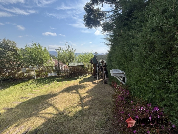 Casa Residencial para Venda - Campos do Jordão, Jardim Califórnia - REF: CA0374 Imagem da galeria de fotos: Casa Residencial para Venda - Campos do Jordão, Jardim Califórnia - REF: CA0374