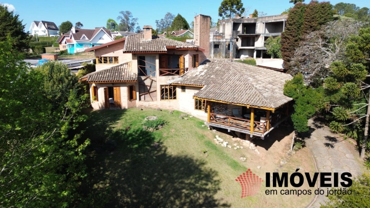 Casa Residencial para Venda - Campos do Jordão, Alto do Capivari - REF: CA0375 Imagem da galeria de fotos: Casa Residencial para Venda - Campos do Jordão, Alto do Capivari - REF: CA0375