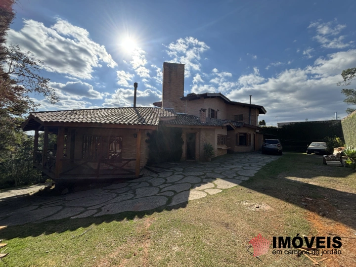 Casa Residencial para Venda - Campos do Jordão, Alto do Capivari - REF: CA0375 Imagem da galeria de fotos: Casa Residencial para Venda - Campos do Jordão, Alto do Capivari - REF: CA0375