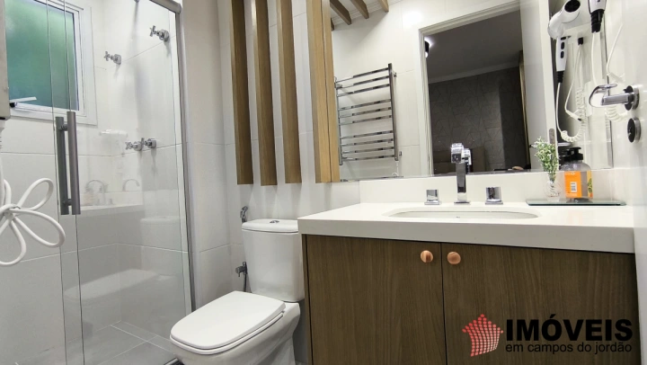 Imagem da galeria de fotos: Apartamento Residencial para Venda - Campos do Jordão, Vila Capivari - REF: 2805