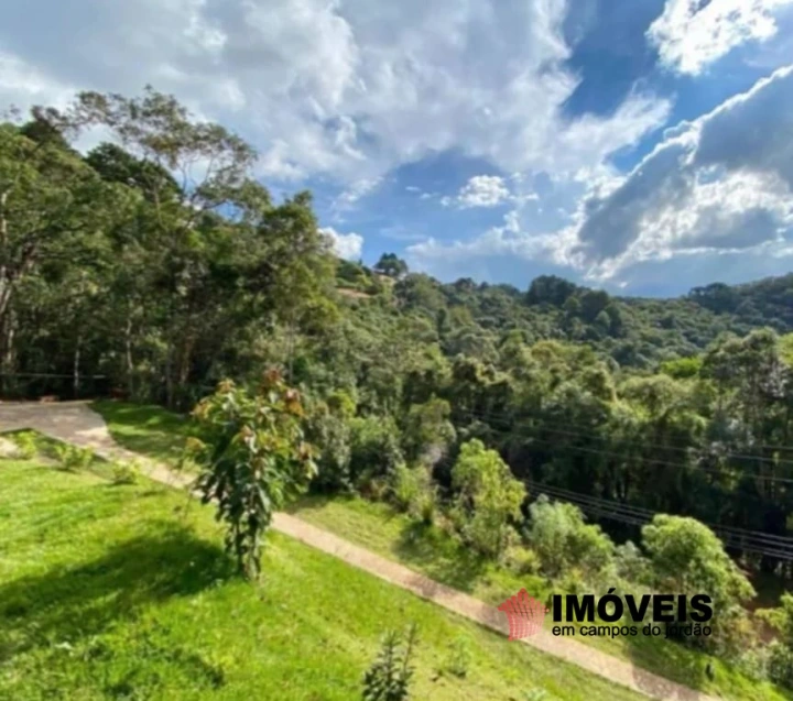 Imagem da galeria de fotos: Casa Residencial para Venda Locação Mensal/Anual - Campos do Jordão, Parque Pedra do Baú - REF: CA0381