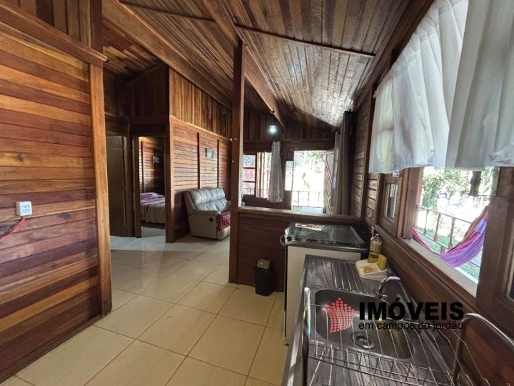 Imagem da galeria de fotos: Casa Residencial para Venda Locação Mensal/Anual - Campos do Jordão, Parque Pedra do Baú - REF: CA0381