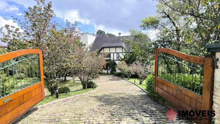 Casa Residencial para Venda - Campos do Jordão, Fonte Simão - REF: CA0378 Imagem da galeria de fotos: Casa Residencial para Venda - Campos do Jordão, Fonte Simão - REF: CA0378