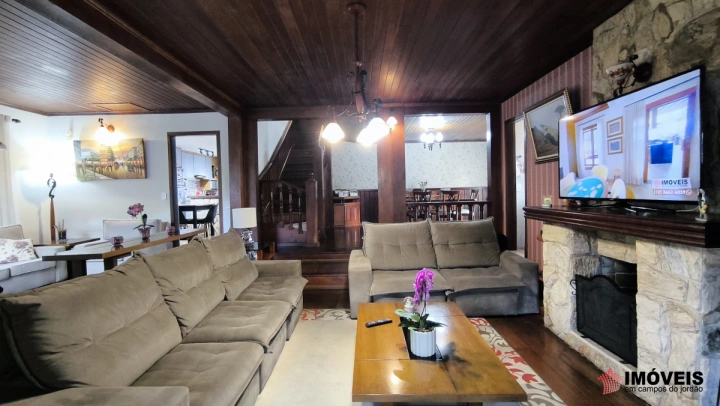 Casa Residencial para Venda - Campos do Jordão, Vila Jaguaribe - REF: CA0357 Imagem da galeria de fotos: Casa Residencial para Venda - Campos do Jordão, Vila Jaguaribe - REF: CA0357