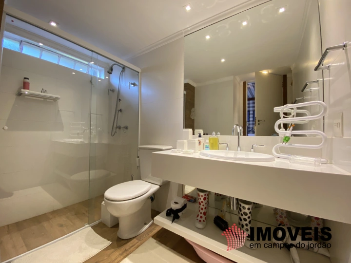 Casa Residencial para Venda - Campos do Jordão, Alto da Vila Inglesa - REF: CA0358 Imagem da galeria de fotos: Casa Residencial para Venda - Campos do Jordão, Alto da Vila Inglesa - REF: CA0358