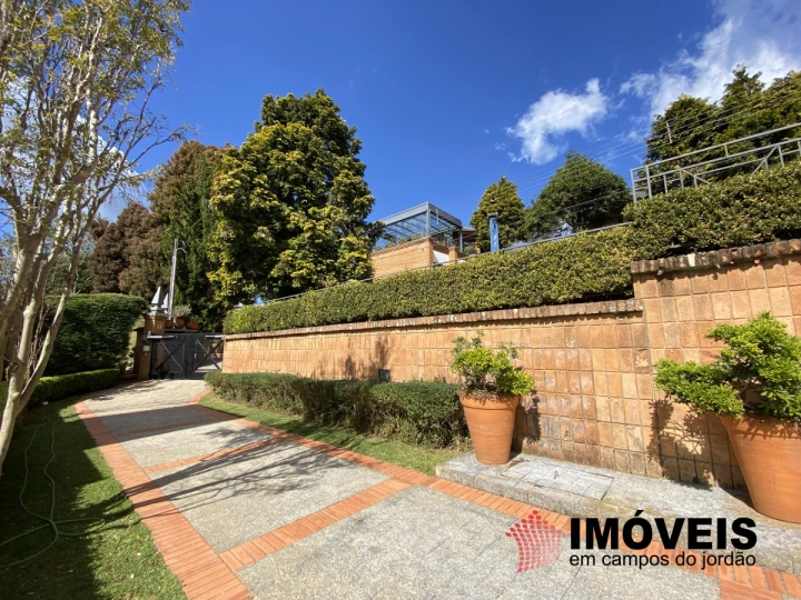 Casa Residencial para Venda - Campos do Jordão, Alto da Vila Inglesa - REF: CA0358 Imagem da galeria de fotos: Casa Residencial para Venda - Campos do Jordão, Alto da Vila Inglesa - REF: CA0358