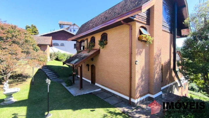 Casa Residencial para Venda - Campos do Jordão, Vila Everest - REF: CA0339 Imagem da galeria de fotos: Casa Residencial para Venda - Campos do Jordão, Vila Everest - REF: CA0339