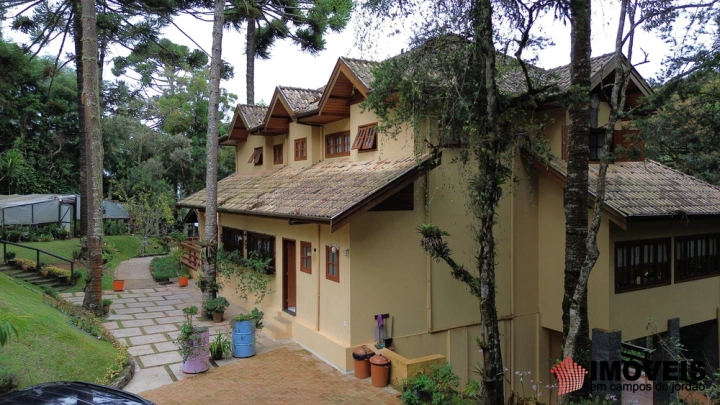 Imagem da galeria de fotos: Casa Residencial para Venda - Campos do Jordão, Jardim das Flores - REF: CA0319